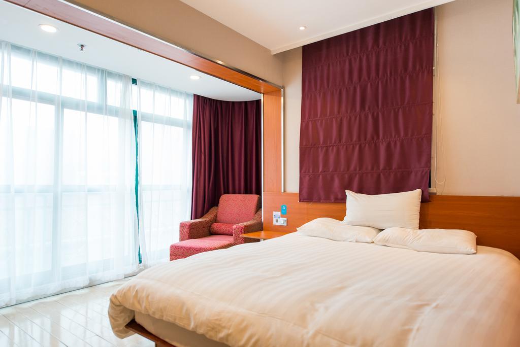 Hanting Express Shanghai South Shanxi Road Exterior photo